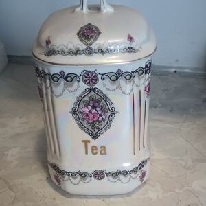 Vintage Bavaria Porcelain Piece